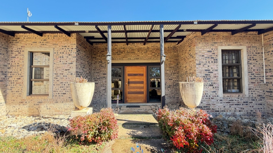 4 Bedroom Property for Sale in Viljoenskroon Rural Free State